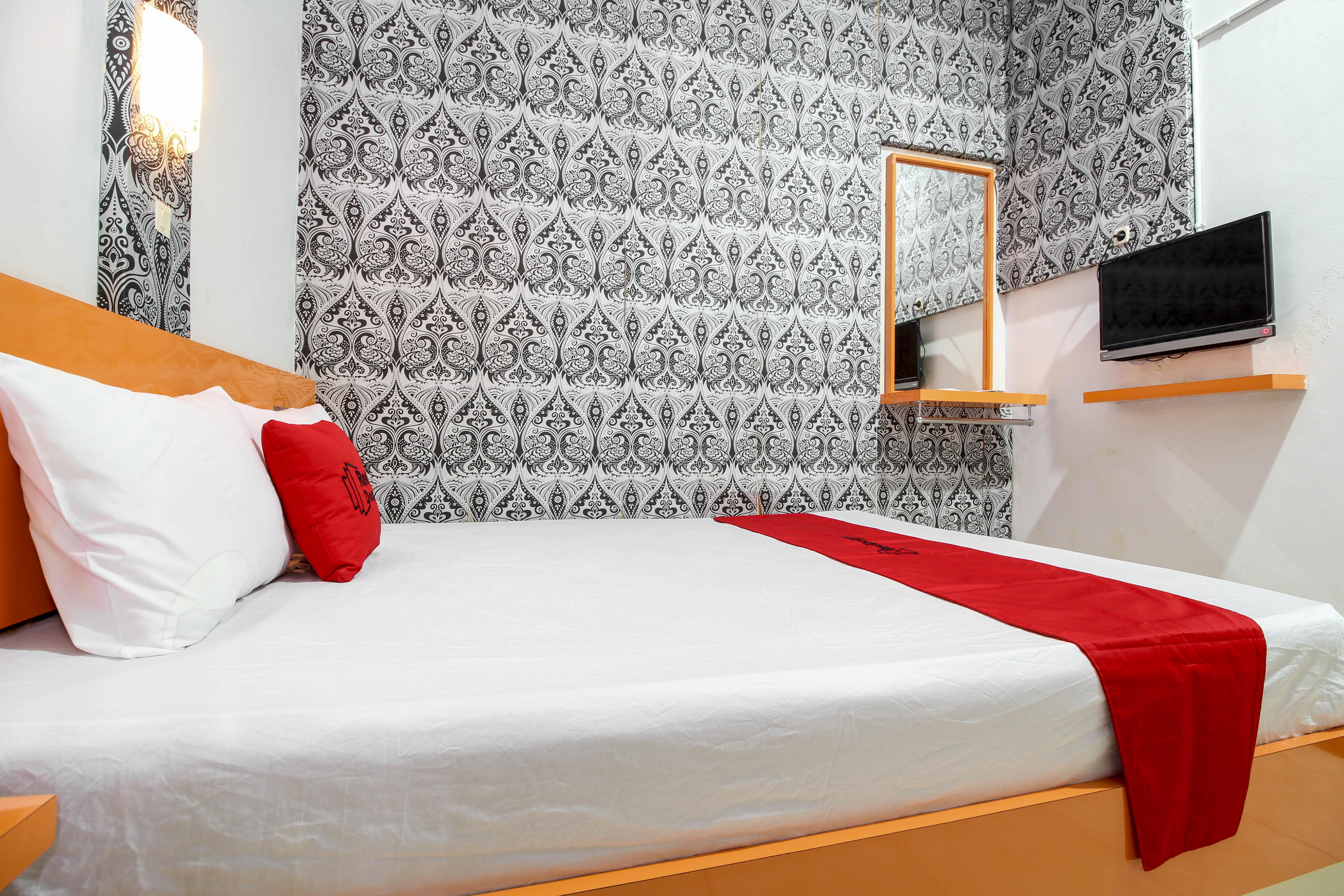 Reddoorz Near Hartono Mall Kejayan Экстерьер фото